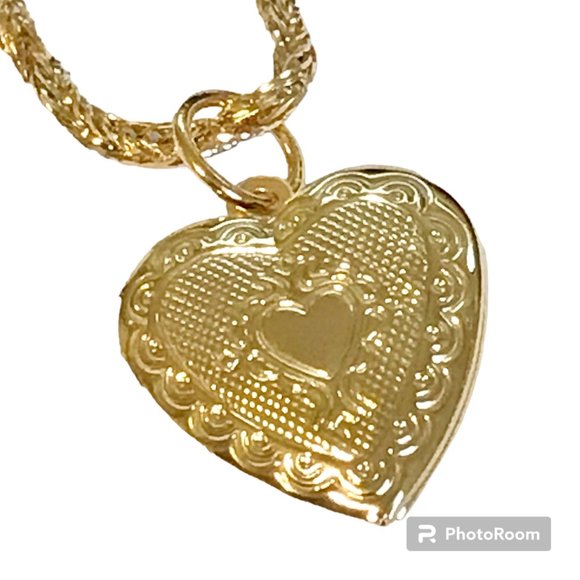 Vintage Victorian Heart Locket Necklace Gold Plated 24" Chain Photo Picture - Picture 2 of 10